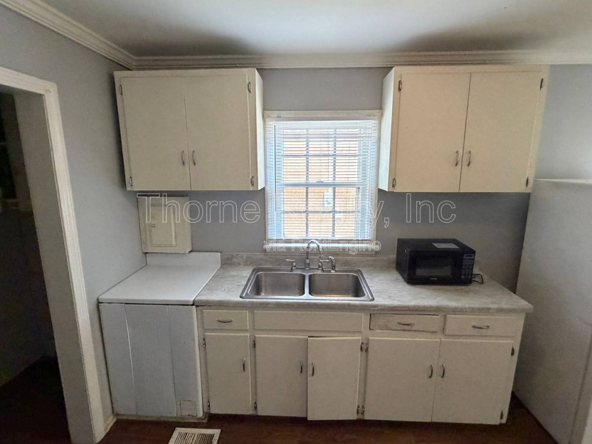 House for rent at 1416 Rosewood Ave, Rocky Mount, NC 27801