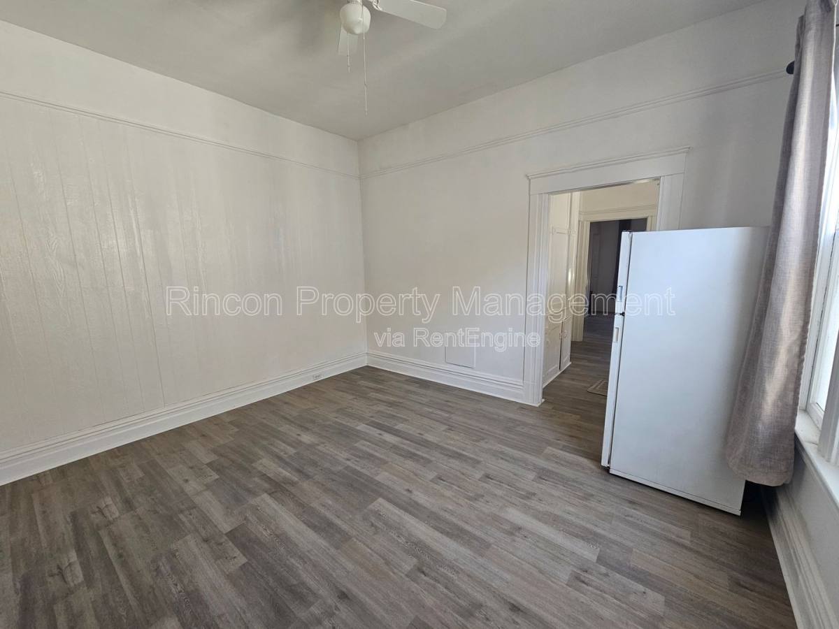 Apartment for rent at 127 S B St #1, Oxnard, CA 93030