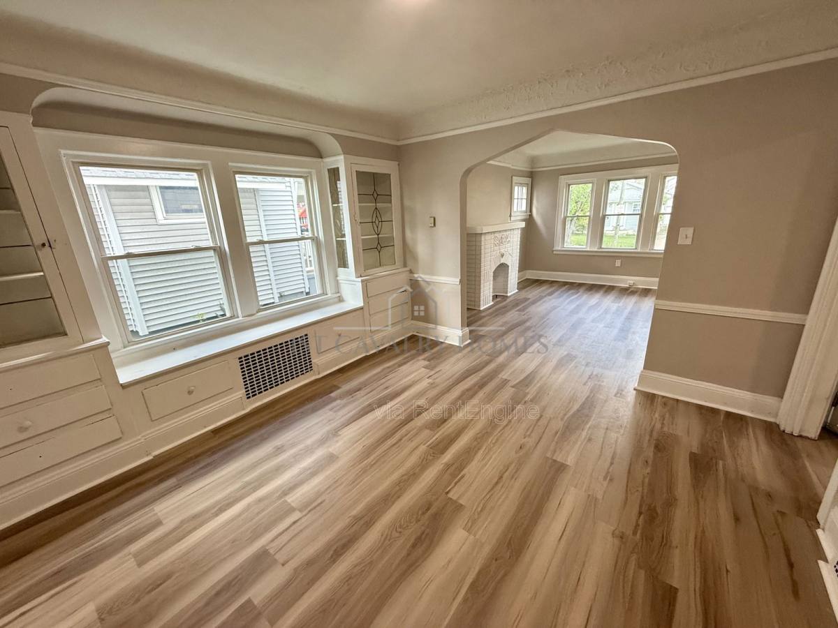 Apartment for rent at 656 Hammel St, Akron, OH 44306