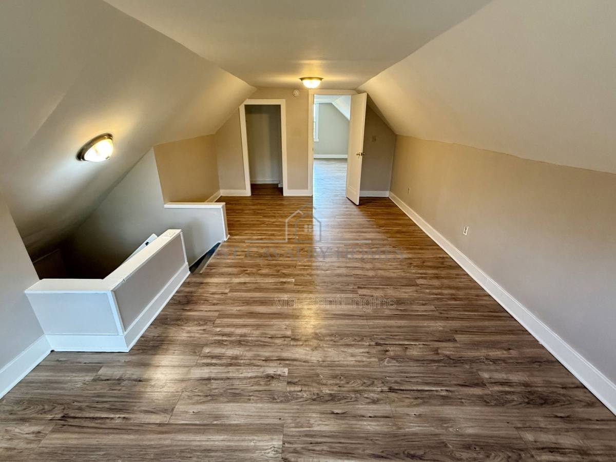 Apartment for rent at 656 Hammel St, Akron, OH 44306