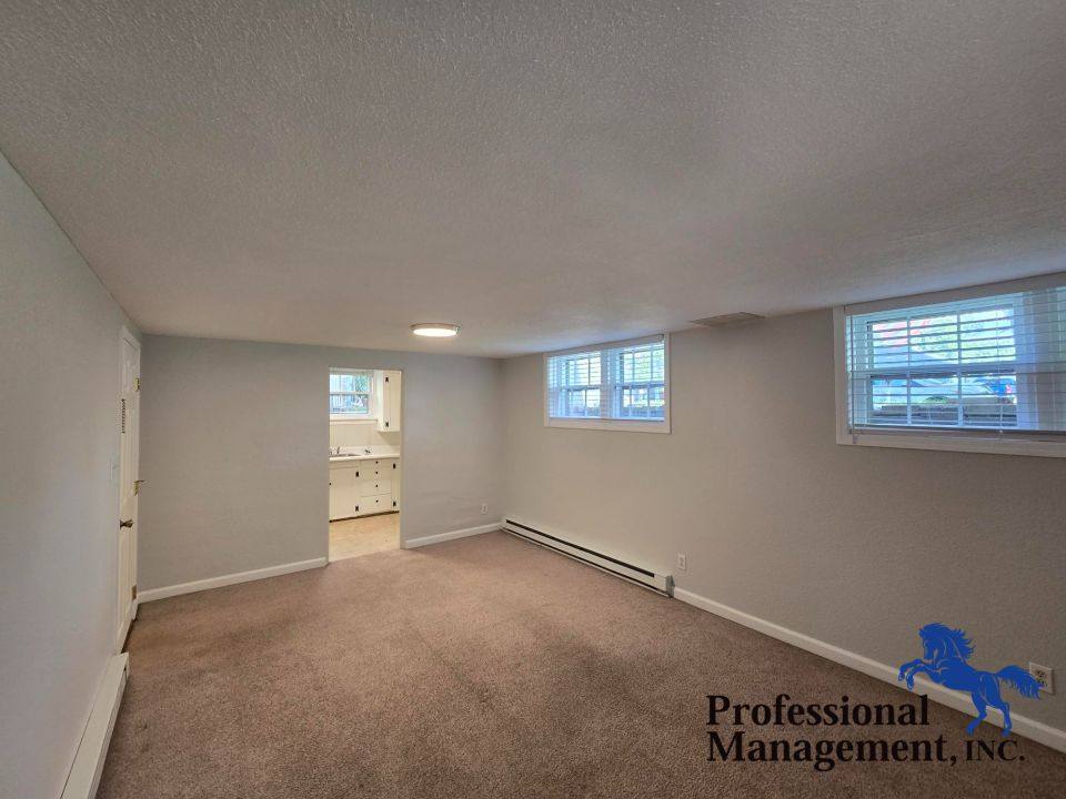 Apartment for rent at 318 1 2 Yellowstone Ave, Billings, MT 59101