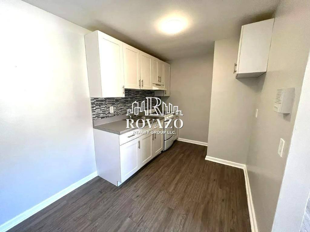 Apartment for rent at 394 Stuyvesant Ave #21A, Irvington, NJ 07111