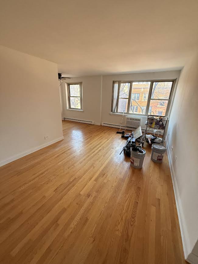 Apartment for rent at 3710 N Pine Grove Ave, Chicago, IL 60613
