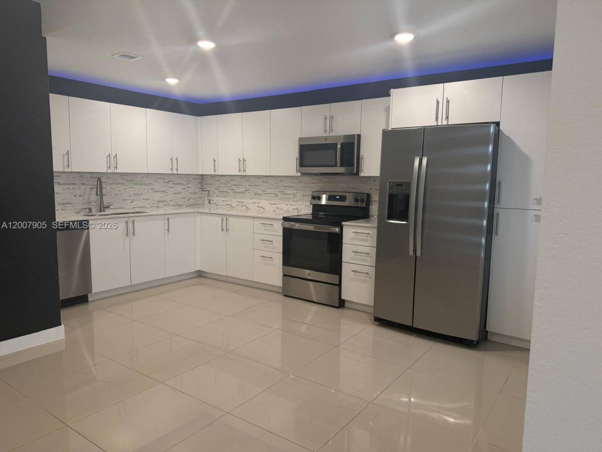 Townhouse for rent at 25664 SW 143rd Court, Homestead, FL 33033