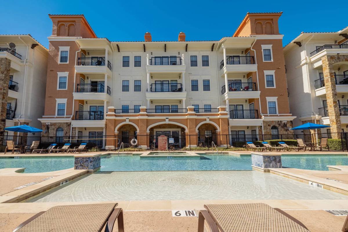 Apartment for rent at 1580 Mira Lago Blvd #252, Dallas, TX 75234