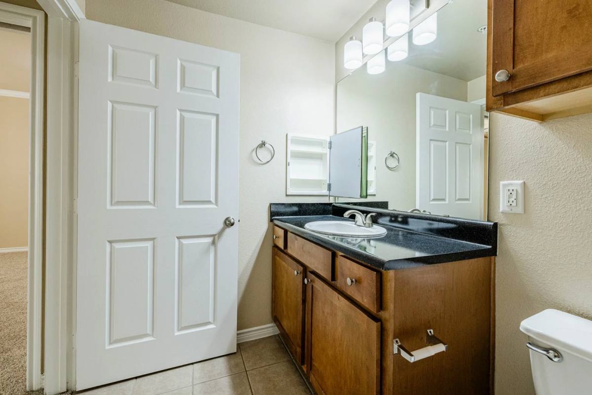 Apartment for rent at 1580 Mira Lago Blvd #252, Dallas, TX 75234