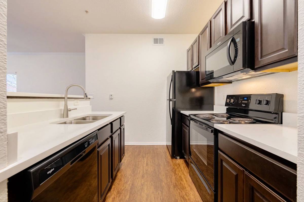 Apartment for rent at 2121 Bear Creek Parkway #2105, Euless, TX 76039