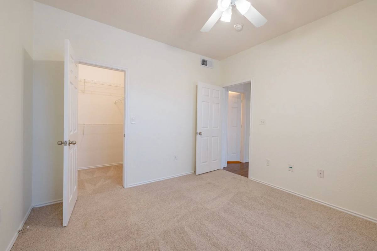 Apartment for rent at 2121 Bear Creek Parkway #2105, Euless, TX 76039