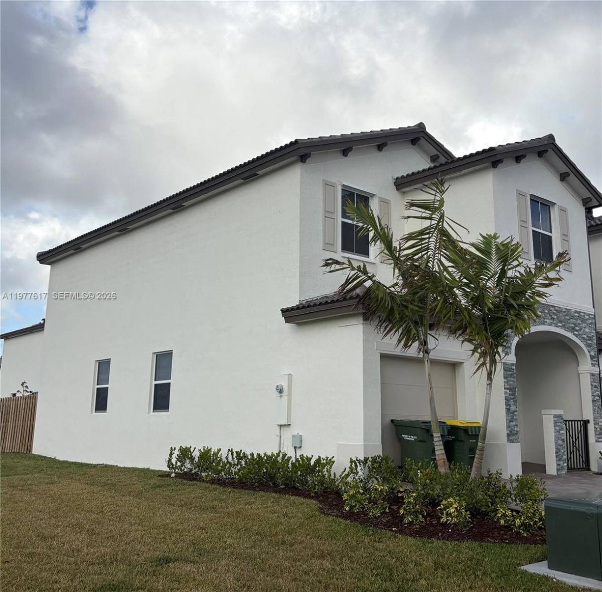 Townhouse for rent at 2409 SE 28th St, Homestead, FL 33035