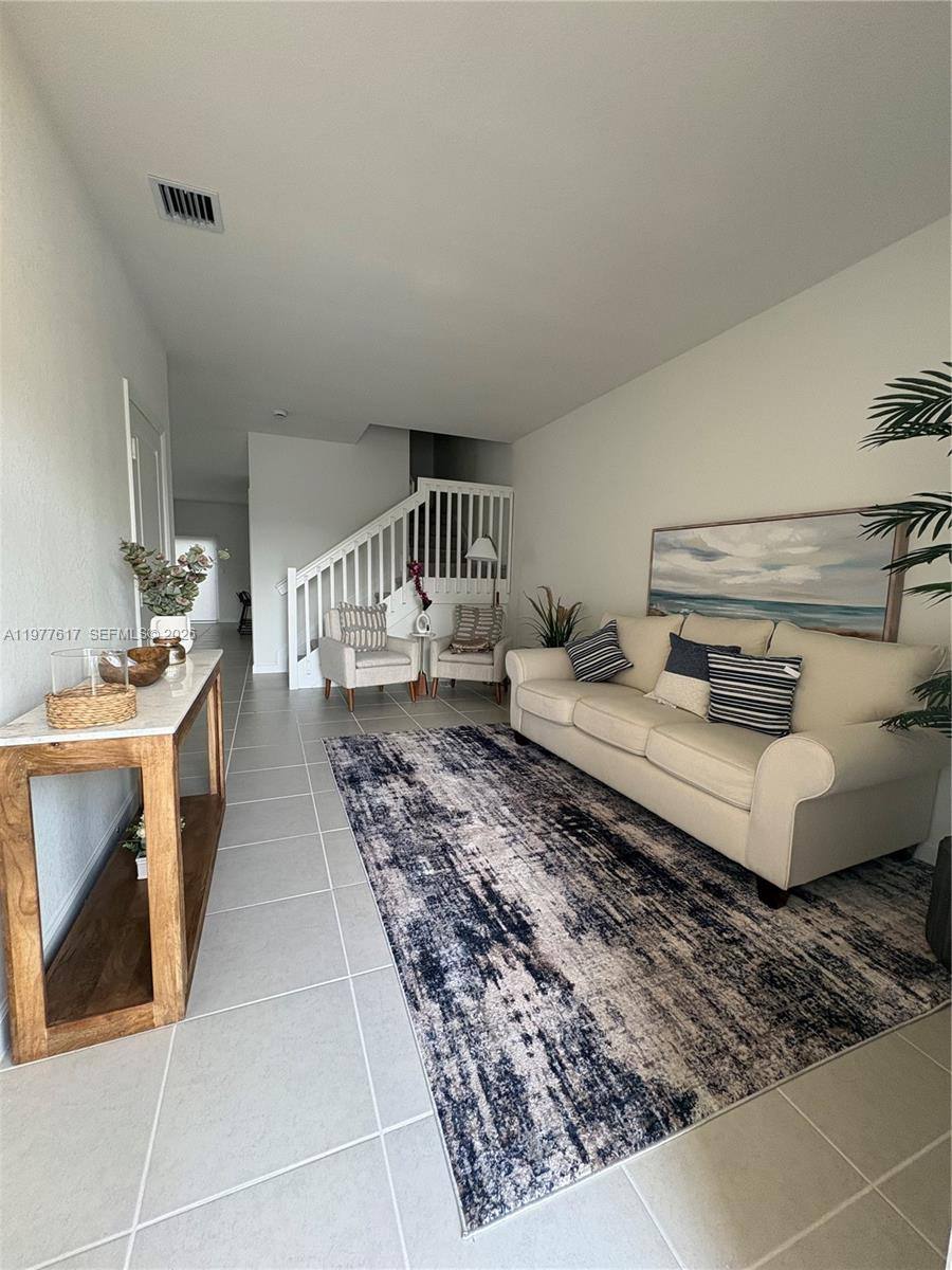 Townhouse for rent at 2409 SE 28th St, Homestead, FL 33035