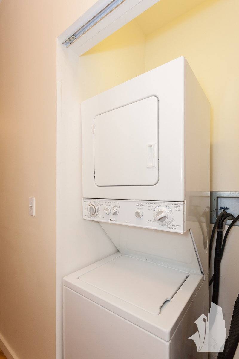 Condo for rent at 630 S Franklin St #513, Chicago, IL 60607