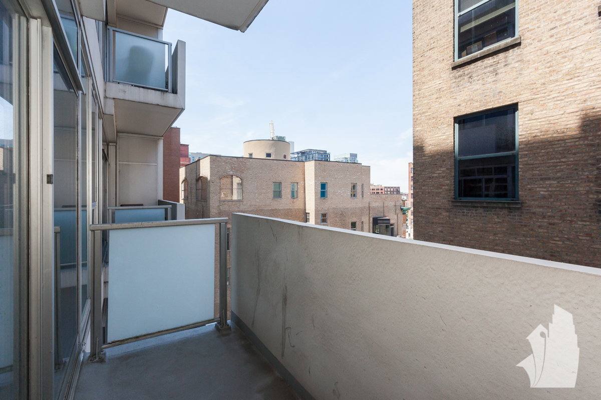 Condo for rent at 630 S Franklin St #513, Chicago, IL 60607