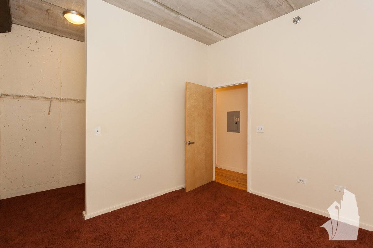 Condo for rent at 630 S Franklin St #513, Chicago, IL 60607
