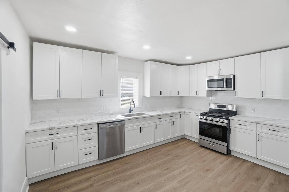 House for rent at 630 Ewing Ave #SFR, Lima, OH 45801