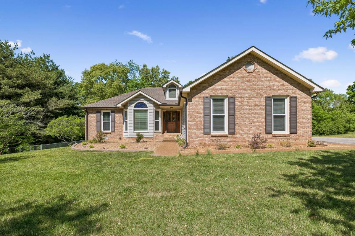 House for rent at 107 Keri Dr, Pleasant View, TN 37146