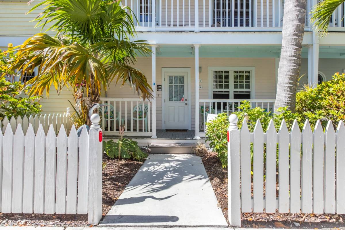 Condo for rent at 204-5 Southard St, Key West, FL 33040