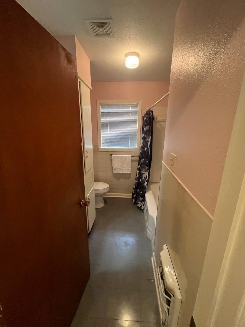 Apartment for rent at 3137 Looney St, Shreveport, LA 71103