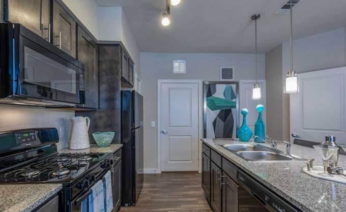 Apartment for rent at 13555 Cullen Blvd #2174, Houston, TX 77047