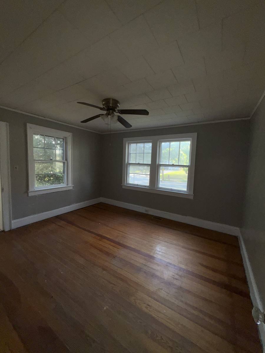 House for rent at 1409 W 5th Ave, Gastonia, NC 28052