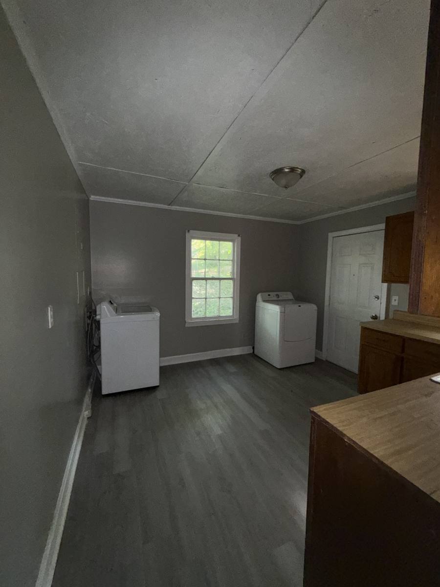 House for rent at 423 Cherry St, Gastonia, NC 28052