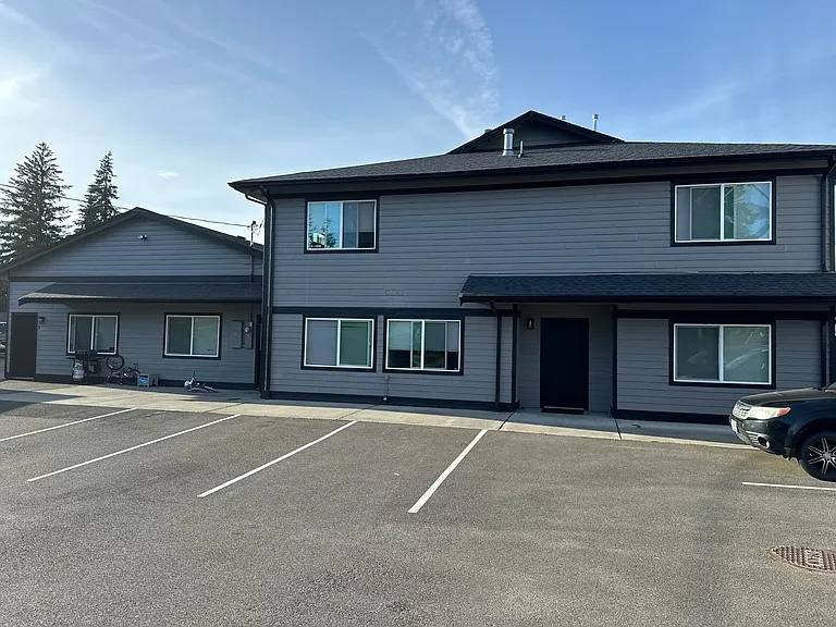 Apartment for rent at 215 167th St S #8, Spanaway, WA 98387
