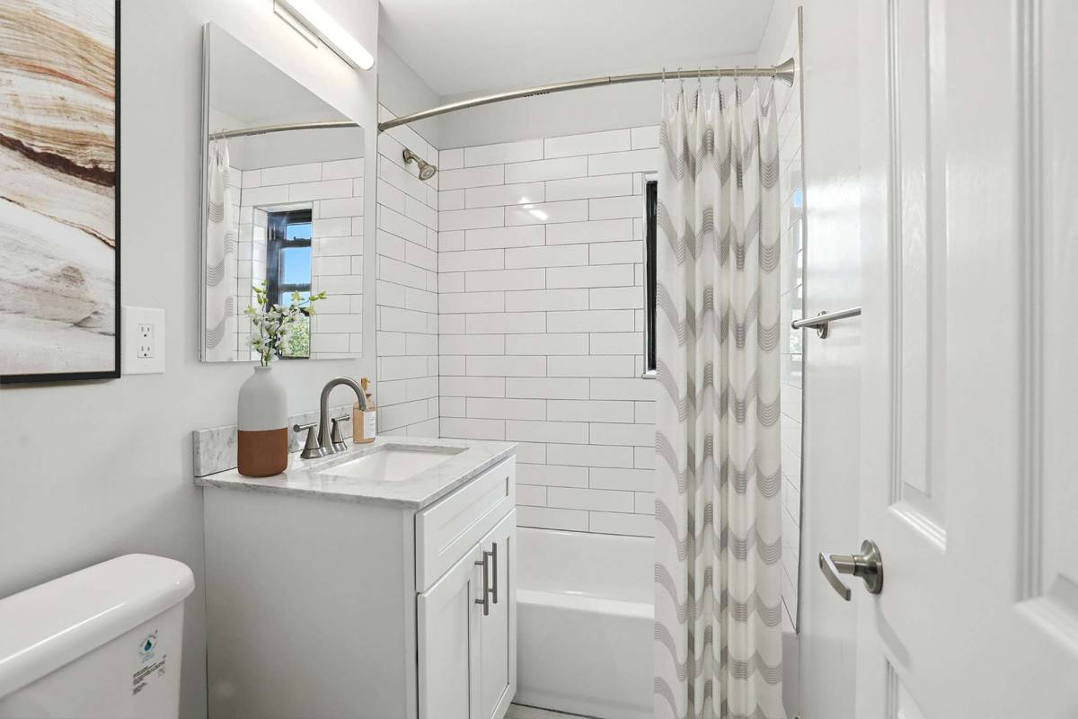 Apartment for rent at Eagle Rock at Hicksville & Jericho, 290 N Broadway, Hicksville, NY 11801