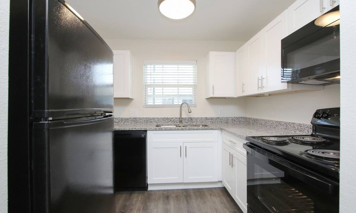 Apartment for rent at Crossings at Alderson, 13925 Alderson St, Houston, TX 77015