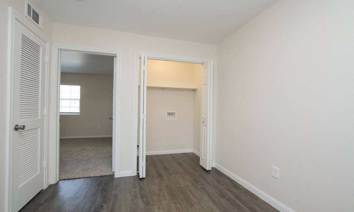 Apartment for rent at Crossings at Alderson, 13925 Alderson St, Houston, TX 77015