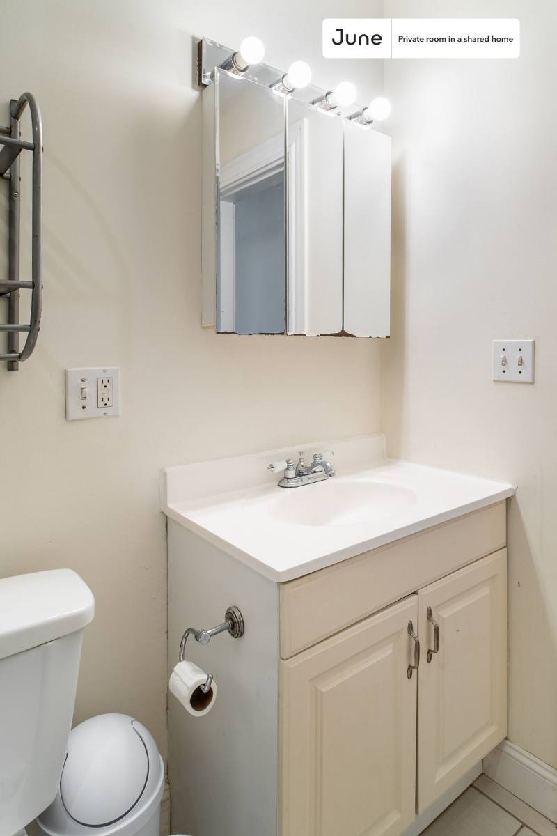 Apartment for rent at 72 Calumet St #D, Roxbury Crossing, MA 02120