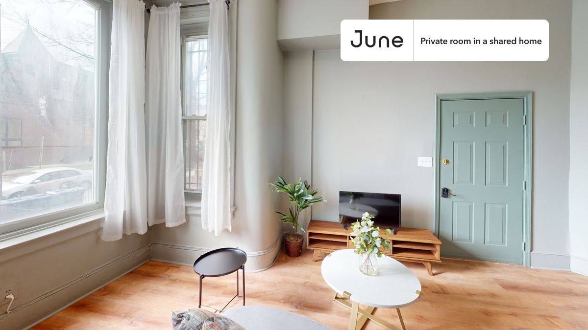 Apartment for rent at 1227 Harvard St NW, Washington, DC 20009