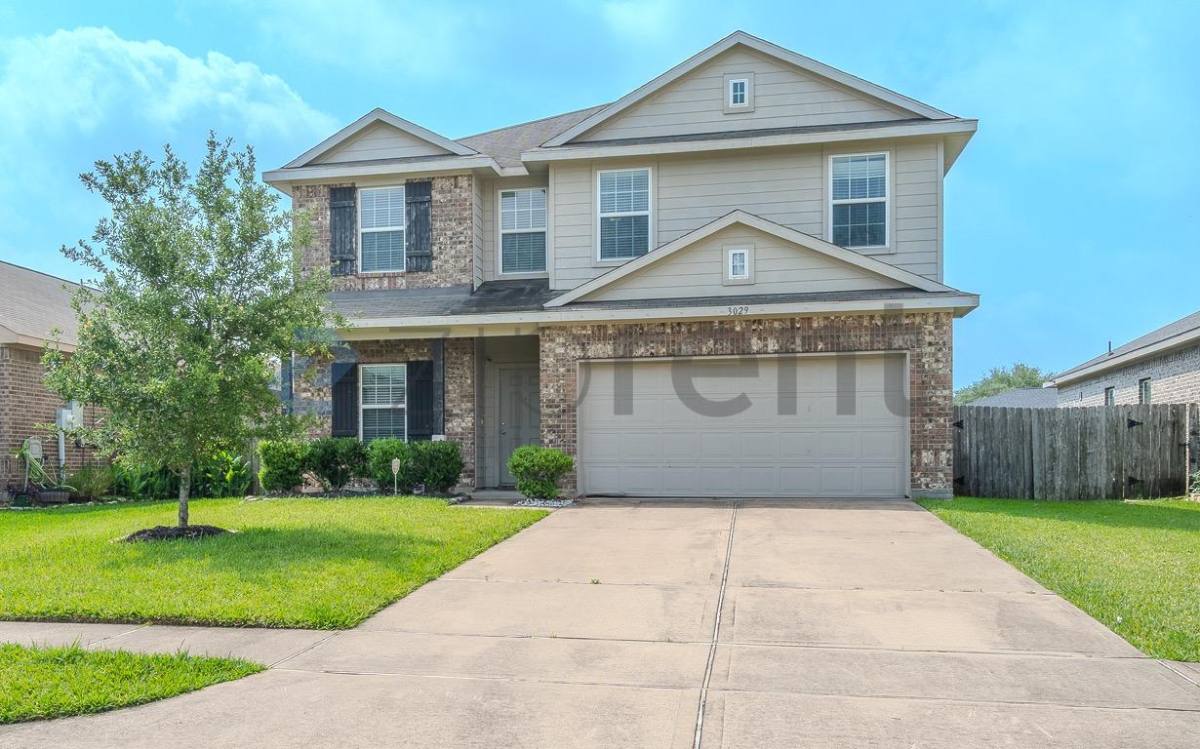 House for rent at 3029 Cambridge Meadows Lane, Dickinson, TX 77539