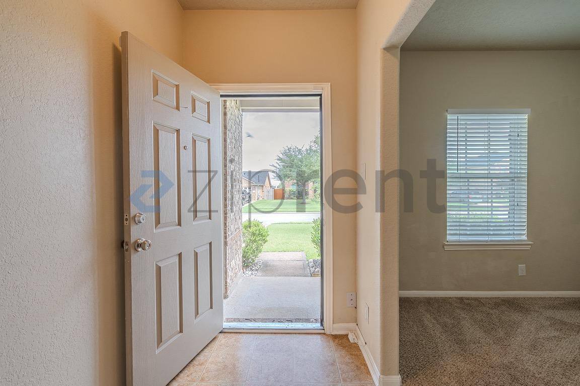 House for rent at 3029 Cambridge Meadows Lane, Dickinson, TX 77539