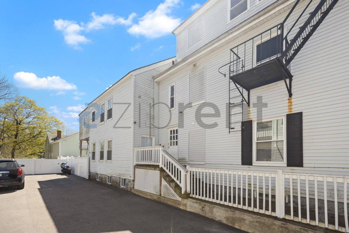 Apartment for rent at 39 Union St #3F, Taunton, MA 02780