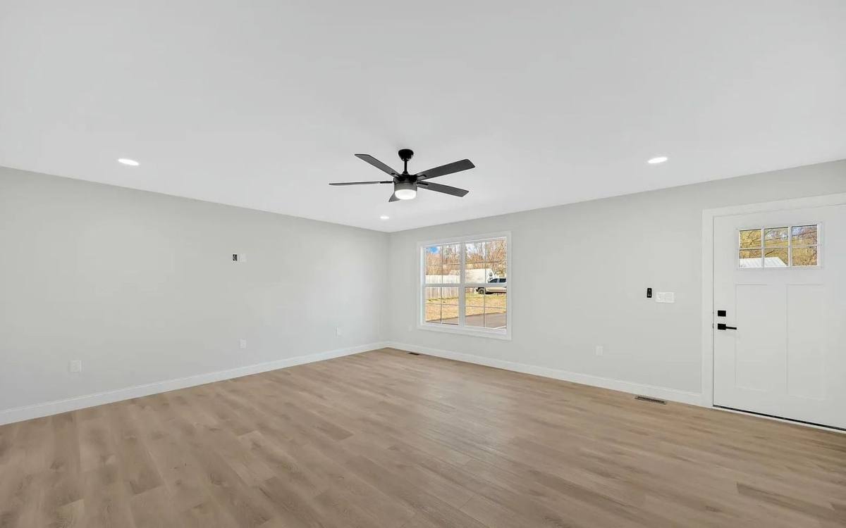 Townhouse for rent at 12150 Arbor St, Meadowview, VA 24361