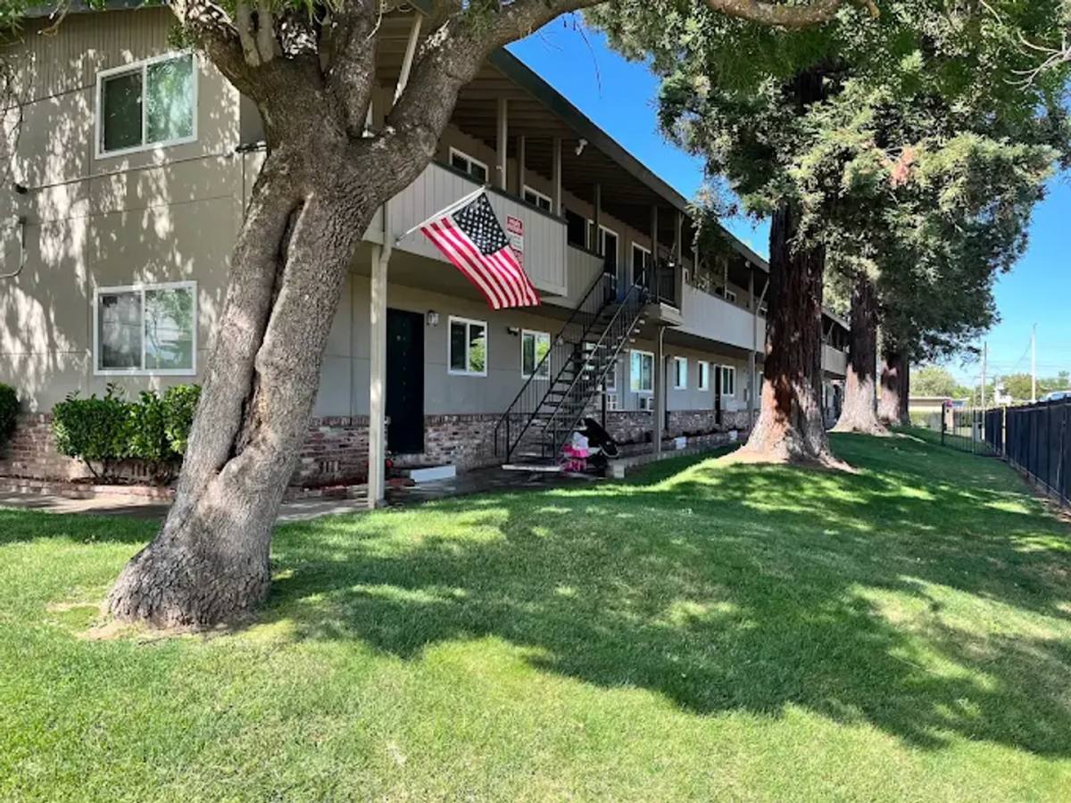Apartment for rent at 3652 Gayle Way #11, North Highlands, CA 95660