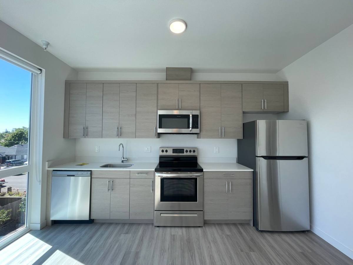 Condo for rent at 6080 SE 84th Ave, Portland, OR 97266