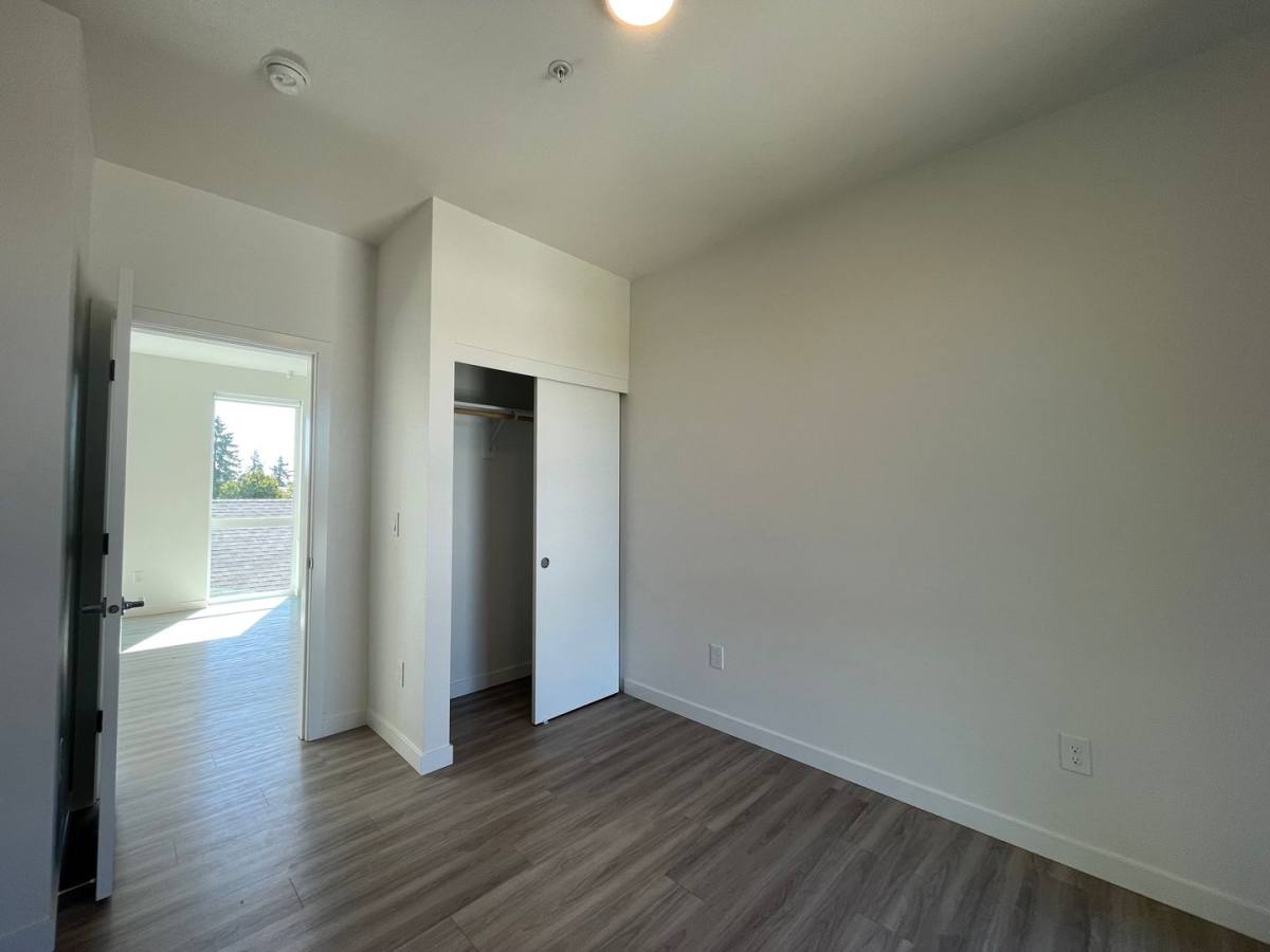 Condo for rent at 6080 SE 84th Ave, Portland, OR 97266
