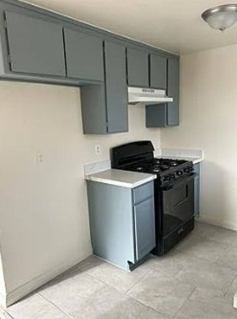 Townhouse for rent at 8778 Lomita Dr, Rancho Cucamonga, CA 91701