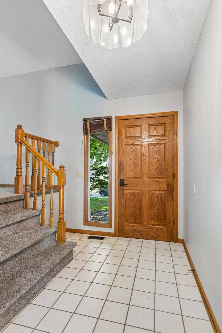 House for rent at 325 N 162nd St, Omaha, NE 68118