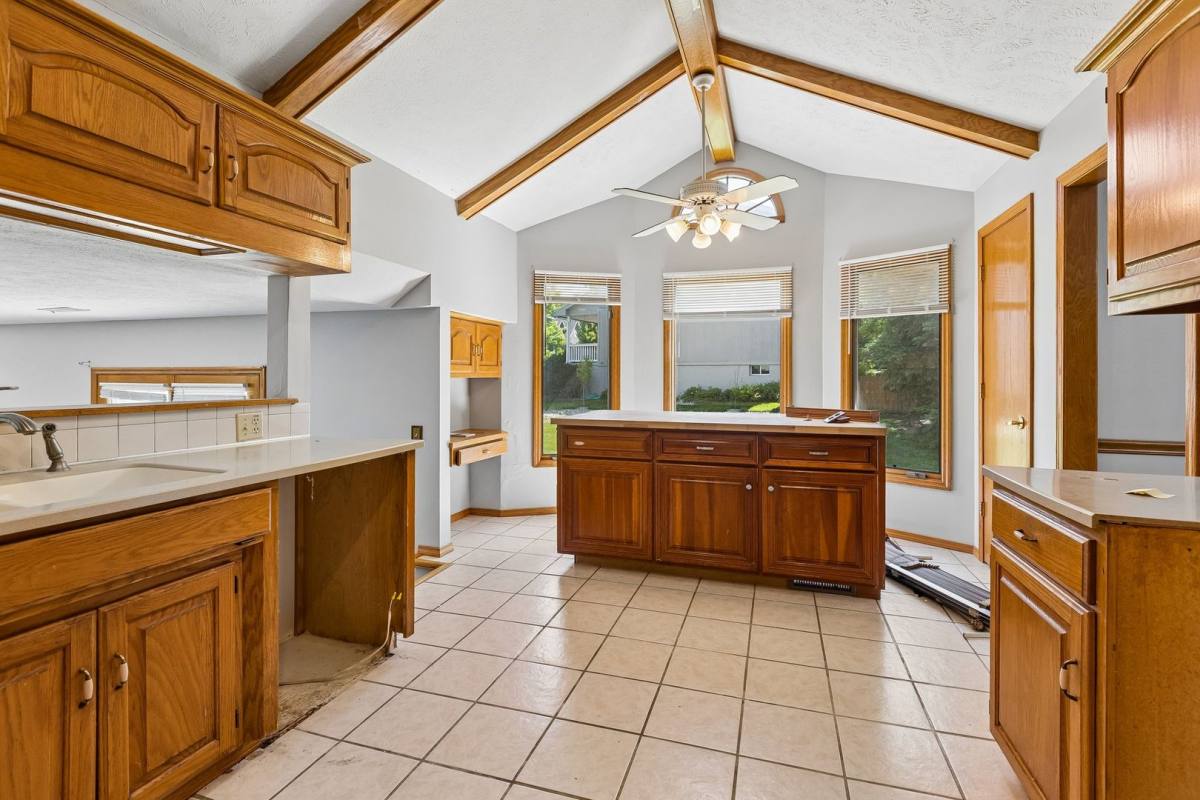 House for rent at 325 N 162nd St, Omaha, NE 68118