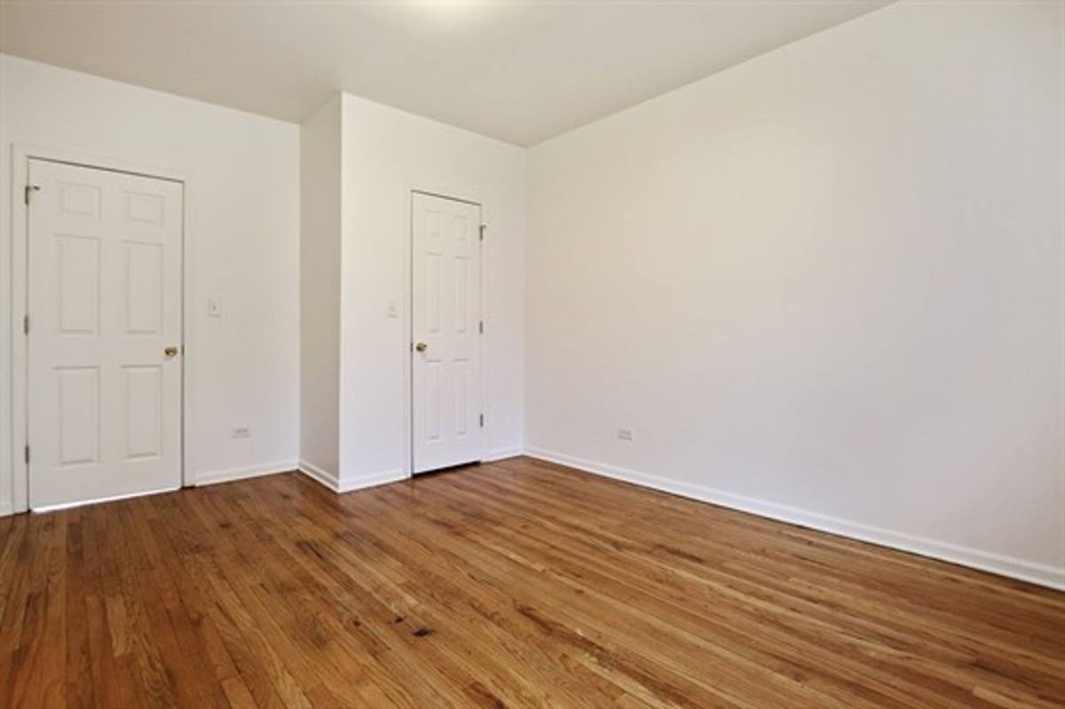Apartment for rent at 6401 S Maplewood Ave, Chicago, IL 60629