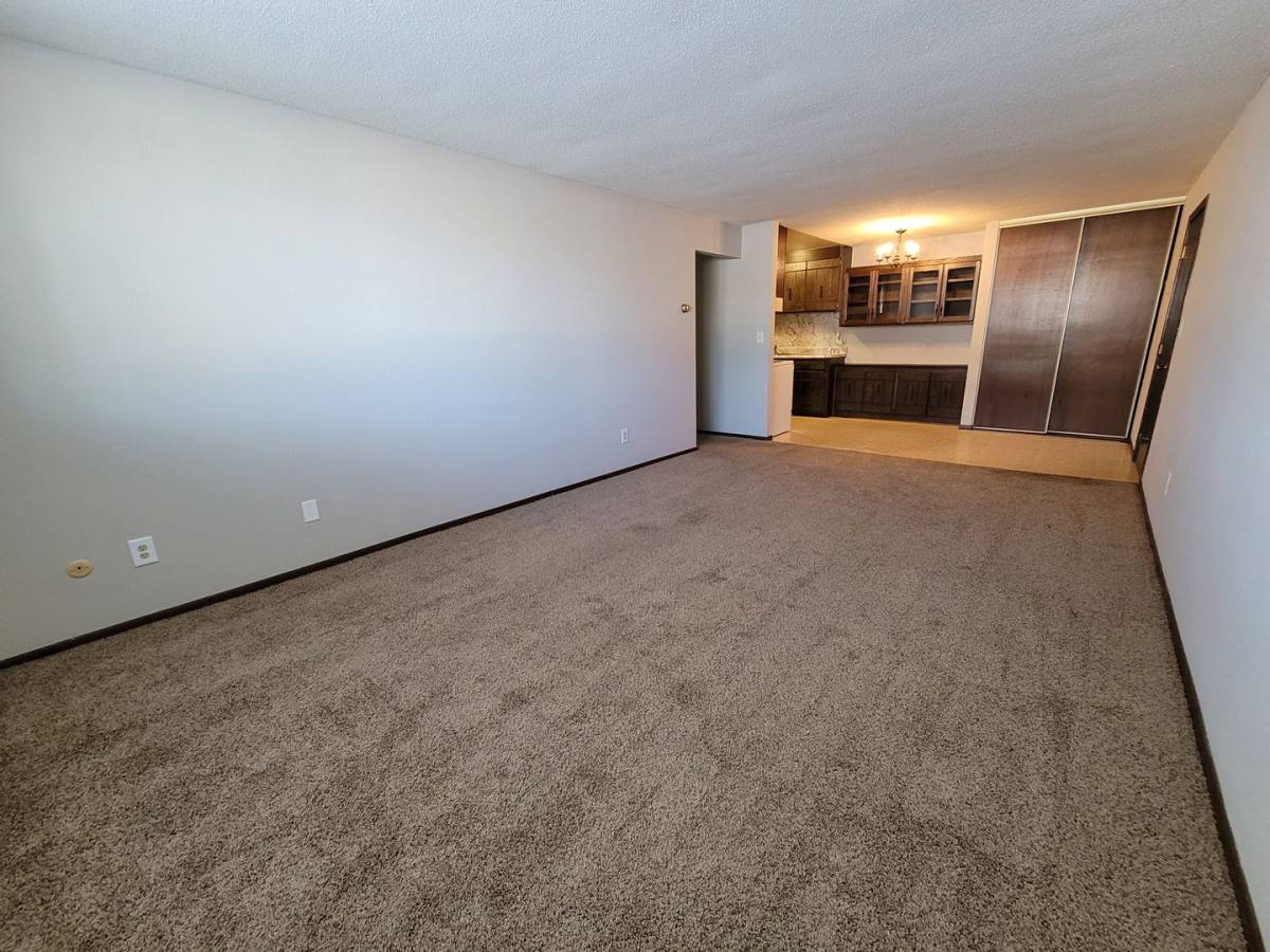 Apartment for rent at 714 Jessamine Ave W, Saint Paul, MN 55117