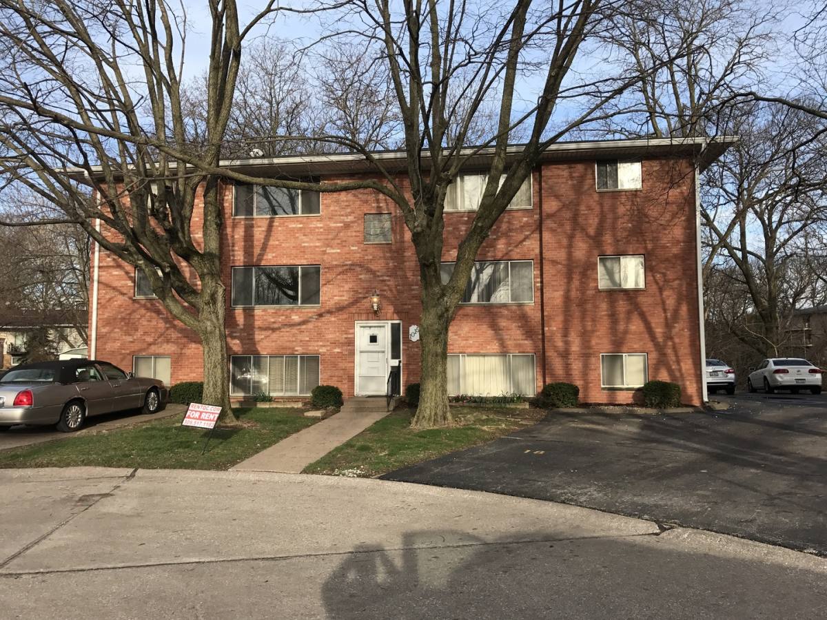Apartment for rent at 1015 18th St, Moline, IL 61265
