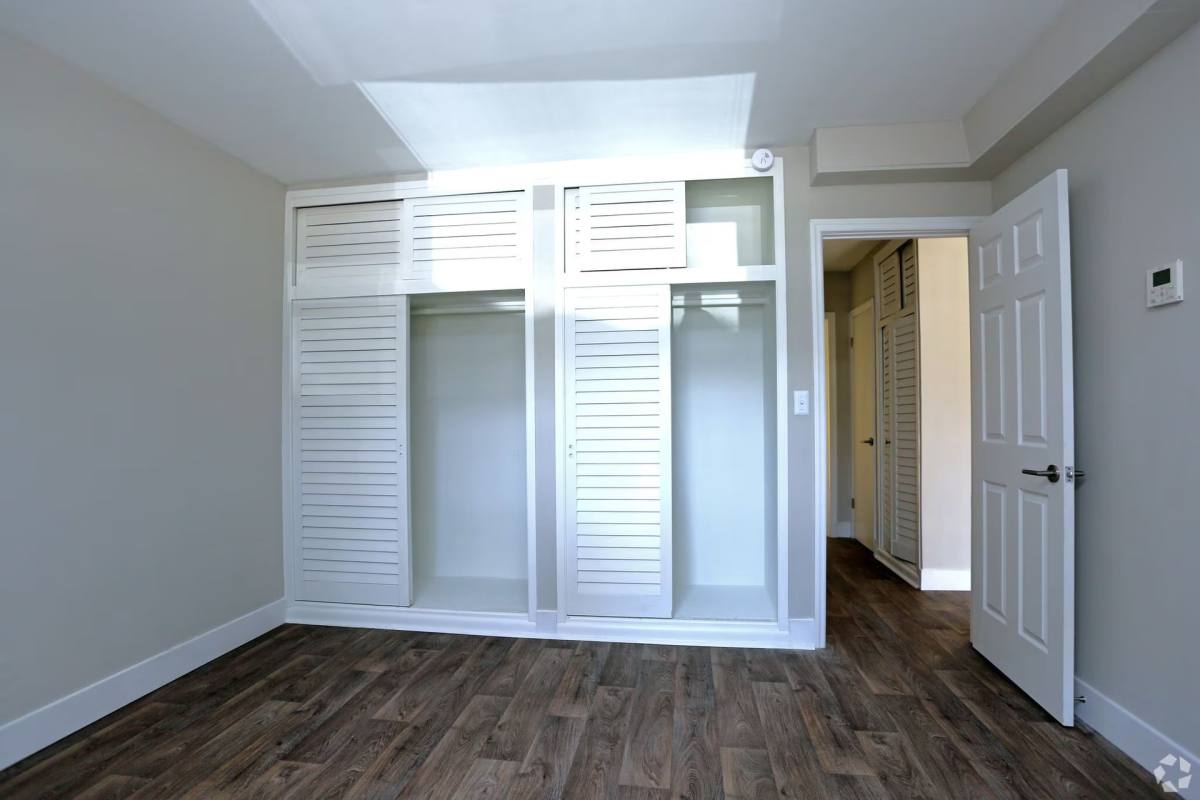 Apartment for rent at 124 Bamboo Rd, West Palm Beach, FL 33404