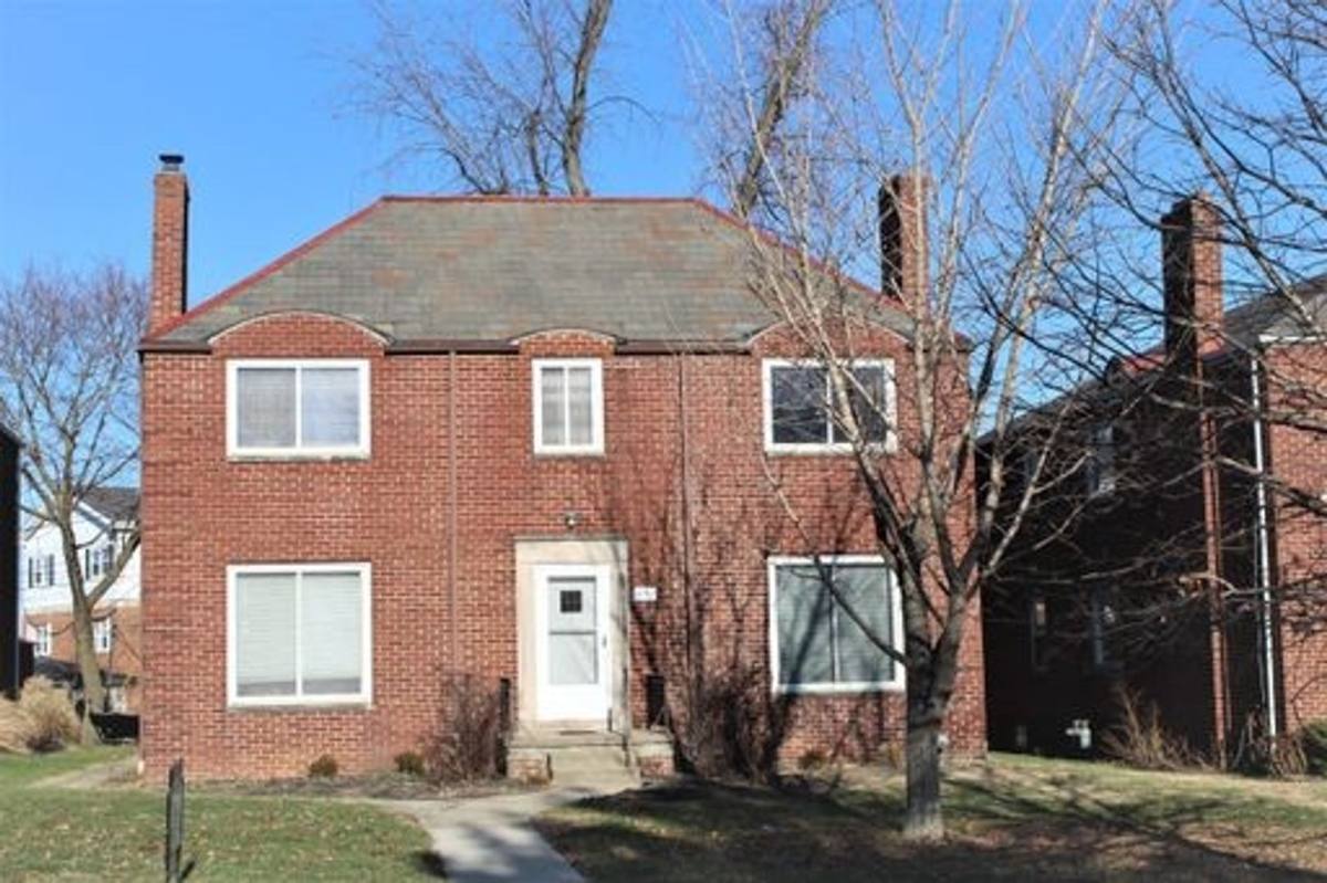 Apartment for rent at 1792 NW Blvd, Columbus, OH 43212