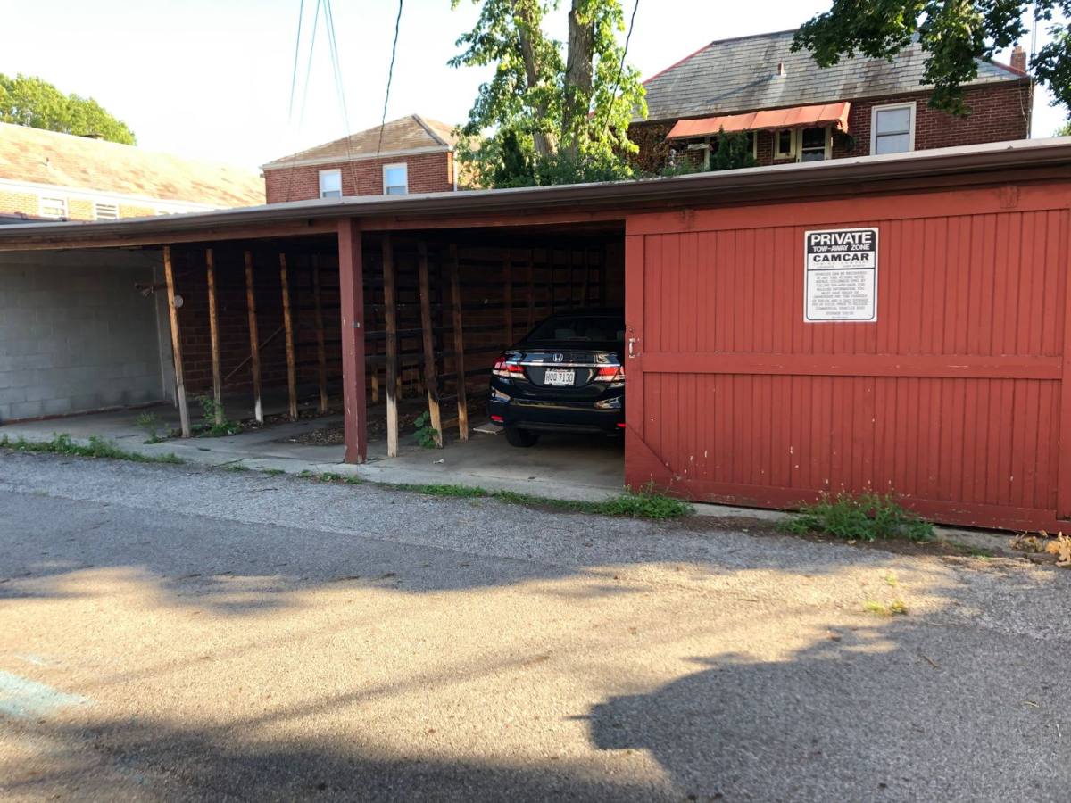 Apartment for rent at 1792 NW Blvd, Columbus, OH 43212