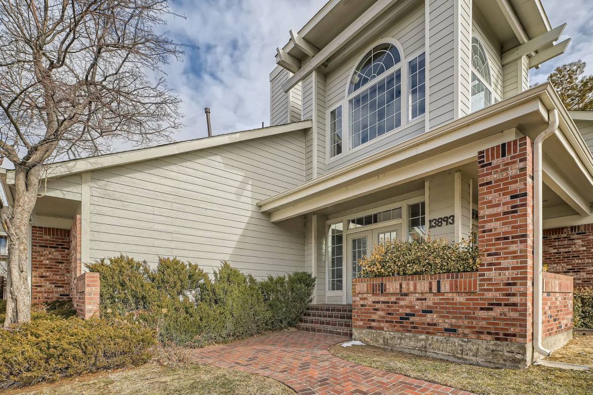 Condo for rent at 13874 E Lehigh Ave, Aurora, CO 80014