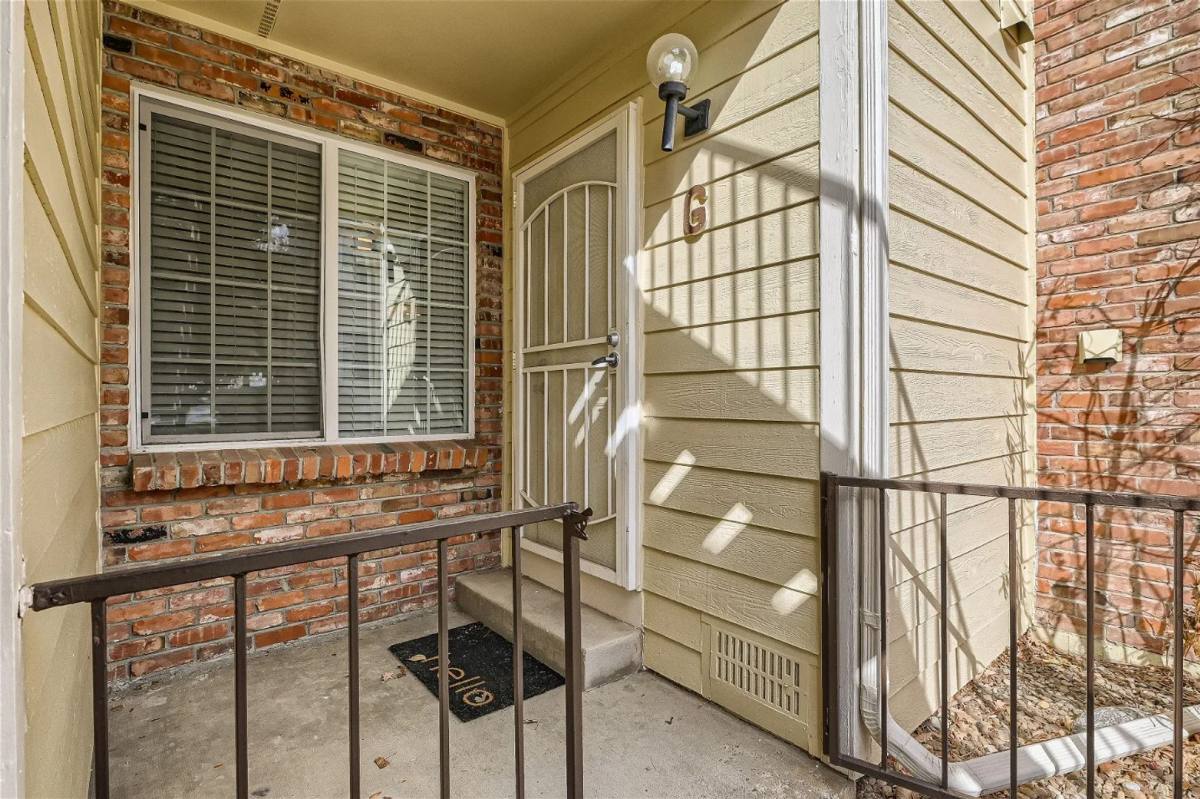 Condo for rent at 13874 E Lehigh Ave, Aurora, CO 80014