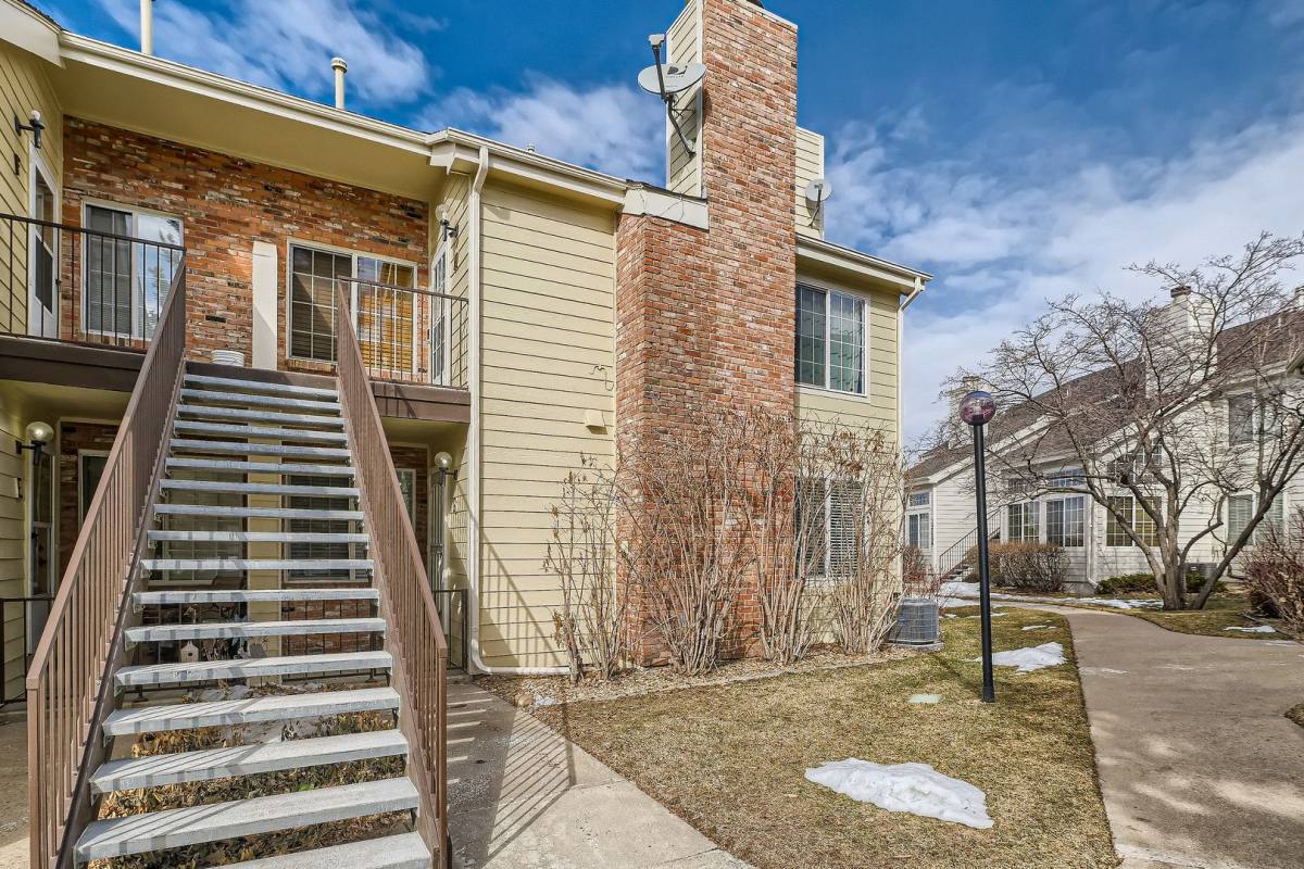 Condo for rent at 13874 E Lehigh Ave, Aurora, CO 80014