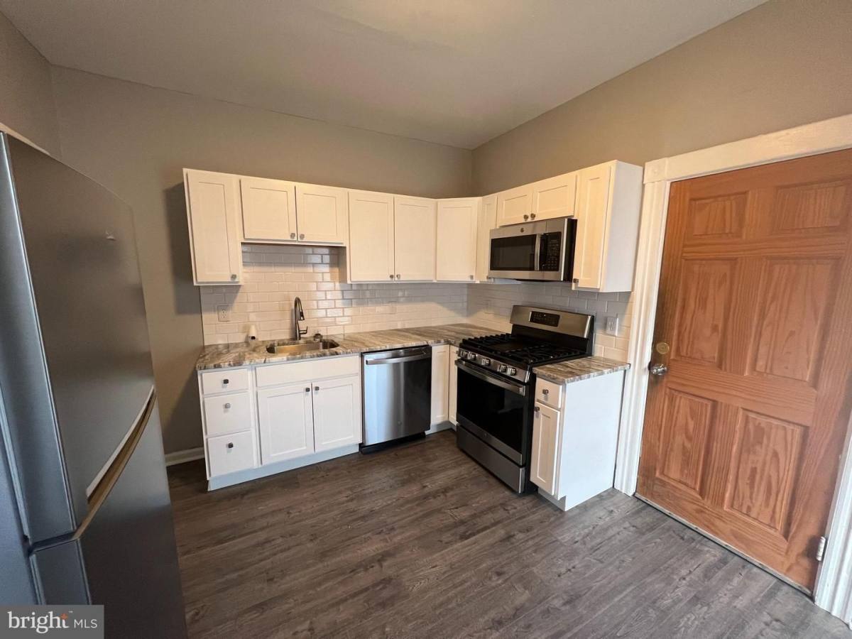 Apartment for rent at 337 W Lemon, Lancaster, PA 17603
